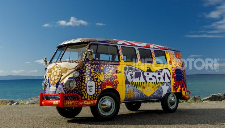 Volkswagen Bulli Light, replica dell’icona di Woodstock - Foto 1 di 20