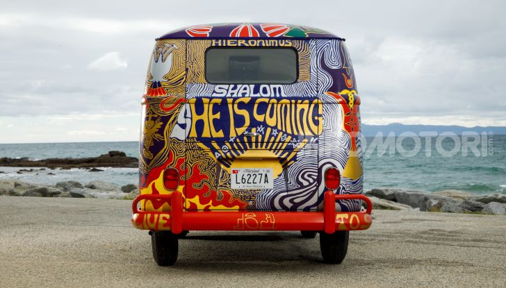 Volkswagen Bulli Light, replica dell’icona di Woodstock - Foto 17 di 20
