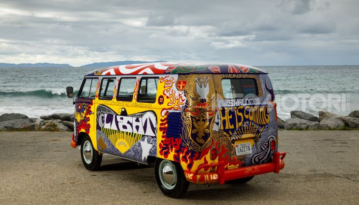 Volkswagen Bulli Light, replica dell’icona di Woodstock - Foto 3 di 20