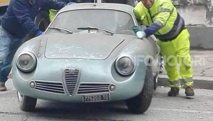 Alfa Romeo Giulietta SZ, l’asta tocca cifre record - Foto 3 di 15