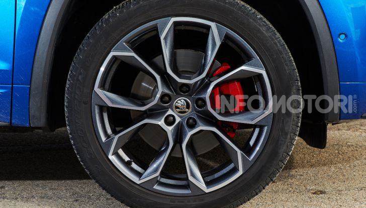 Skoda Kodiaq RS informazioni, impressioni di guida e dati tecnici - Foto 20 di 30