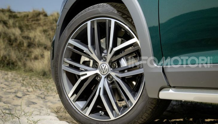 Volkswagen Passat: la 9° generazione del 2023 sarà solo station wagon - Foto 11 di 41