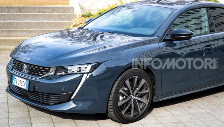 In viaggio verso Ginevra e nel futuro elettrificato con Peugeot - Foto 7 di 49