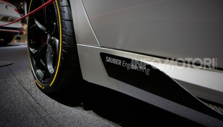 Alfa Romeo Giulia Quadrifoglio e Stelvio Quadrifoglio: nuove serie speciali “Alfa Romeo Racing” - Foto 7 di 18