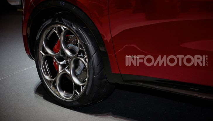 Alfa Romeo Tonale 2019: Il SUV Compatto su base Renegade - Foto 35 di 40