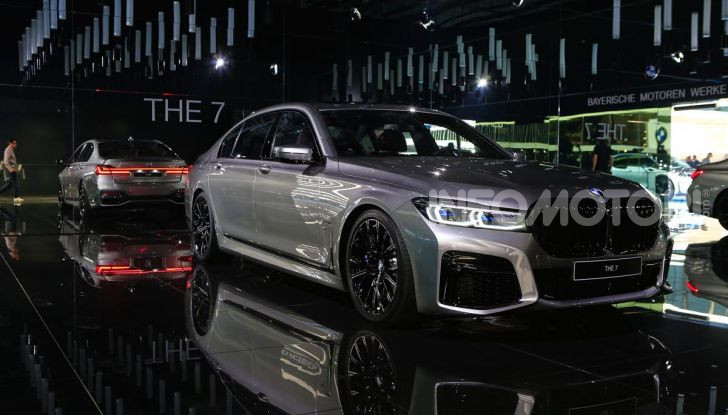 Nuova BMW Serie 7 2019: un restyling imperioso per l’ammiraglia tedesca - Foto 6 di 43