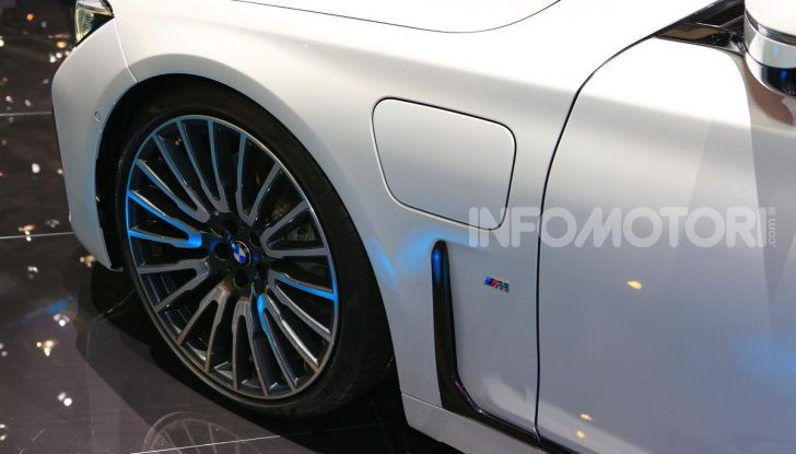 Nuova BMW Serie 7 2019: un restyling imperioso per l’ammiraglia tedesca - Foto 26 di 43