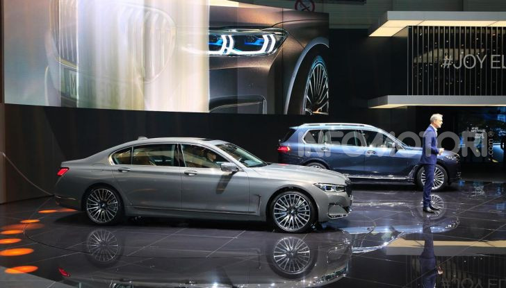 Nuova BMW Serie 7 2019: un restyling imperioso per l’ammiraglia tedesca - Foto 36 di 43