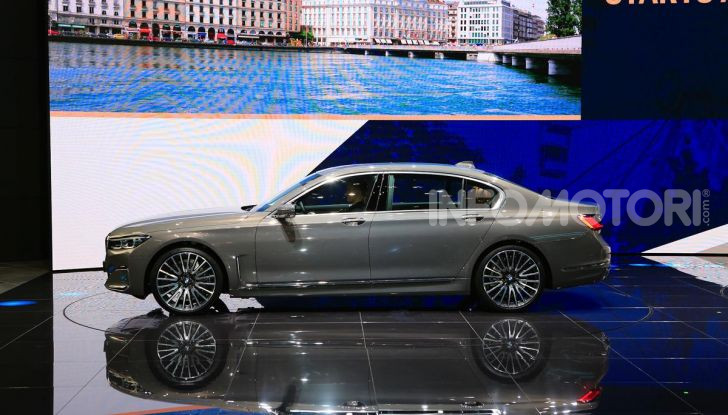 Nuova BMW Serie 7 2019: un restyling imperioso per l’ammiraglia tedesca - Foto 43 di 43