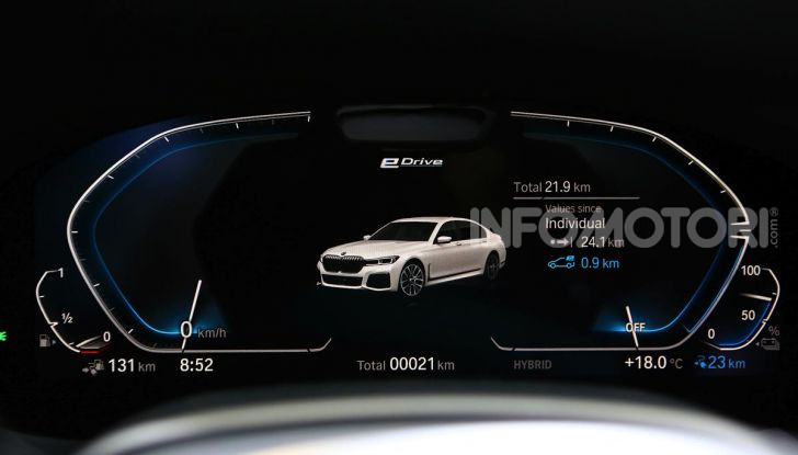 Nuova BMW Serie 7 2019: un restyling imperioso per l’ammiraglia tedesca - Foto 10 di 43