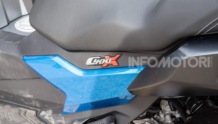 Comparativa scooter 400: Suzuki Burgman, Yamaha XMAX e BMW C400X - Foto 8 di 61