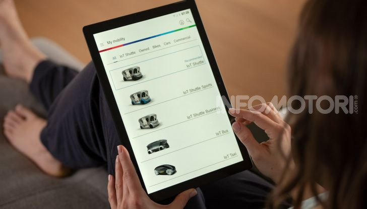 Bosch presenta al CES lo shuttle per la mobilità del futuro - Foto 2 di 7