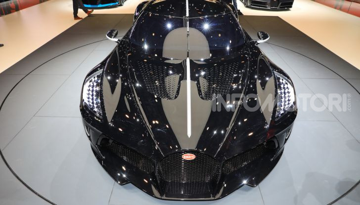 Cristiano Ronaldo vuole comprare la Bugatti La Voiture Noire per 18 milioni - Foto 21 di 32