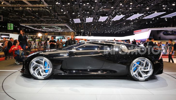 Cristiano Ronaldo vuole comprare la Bugatti La Voiture Noire per 18 milioni - Foto 24 di 32