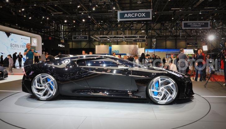 Cristiano Ronaldo vuole comprare la Bugatti La Voiture Noire per 18 milioni - Foto 4 di 32