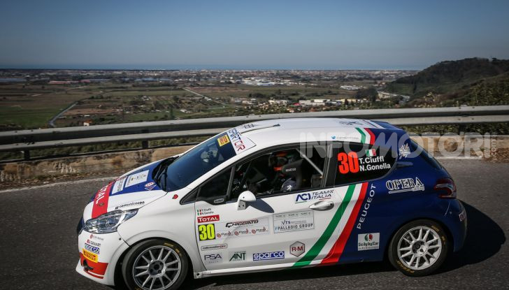 Rally Il Ciocco 2019 – Peugeot vince con Ciuffi e Gonella su 208R2B nel 2RM - Foto 1 di 3
