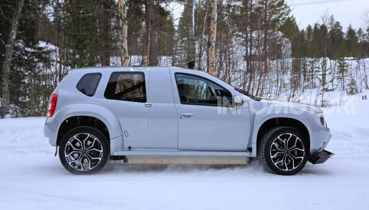 Dacia Duster Elettrica 2020: Regina del best-buy a zero emissioni - Foto 11 di 16