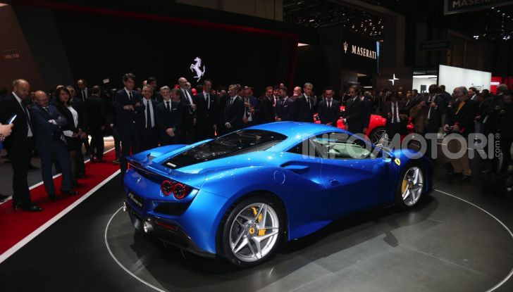 Ferrari F8 Tributo, berlinetta a motore centrale-posteriore - Foto 13 di 20