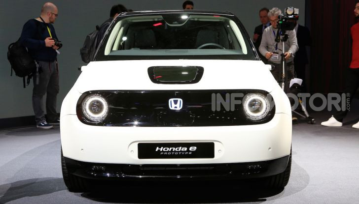 Honda e-Prototype: la nuova auto elettrica giapponese - Foto 3 di 13