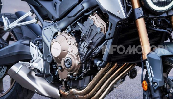 Prova su strada Honda CB650R e CBR650R 2019, caratteristiche, prezzi ed opinioni - Foto 9 di 78