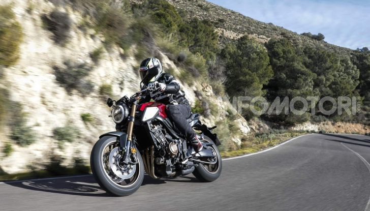 Prova su strada Honda CB650R e CBR650R 2019, caratteristiche, prezzi ed opinioni - Foto 21 di 78