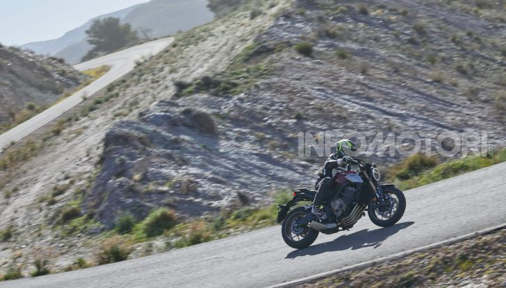 Prova su strada Honda CB650R e CBR650R 2019, caratteristiche, prezzi ed opinioni - Foto 32 di 78