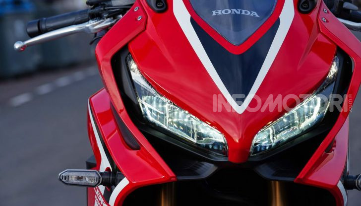 Prova su strada Honda CB650R e CBR650R 2019, caratteristiche, prezzi ed opinioni - Foto 48 di 78