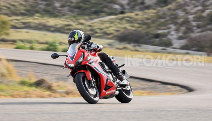 Prova su strada Honda CB650R e CBR650R 2019, caratteristiche, prezzi ed opinioni - Foto 55 di 78
