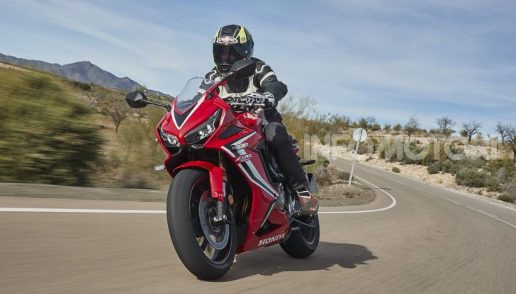 Prova su strada Honda CB650R e CBR650R 2019, caratteristiche, prezzi ed opinioni - Foto 61 di 78