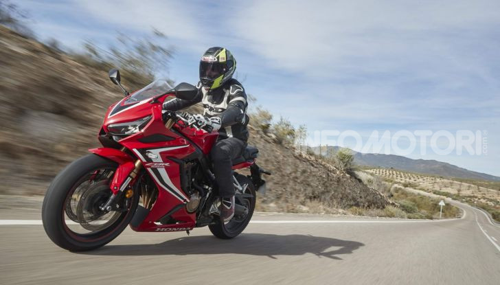Prova su strada Honda CB650R e CBR650R 2019, caratteristiche, prezzi ed opinioni - Foto 62 di 78
