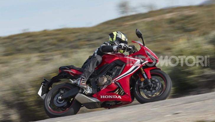 Prova su strada Honda CB650R e CBR650R 2019, caratteristiche, prezzi ed opinioni - Foto 72 di 78