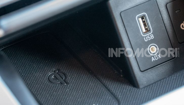 Prova su strada Hyundai Kona Electric, il B-SUV elettrico a prova di vacanza - Foto 30 di 46