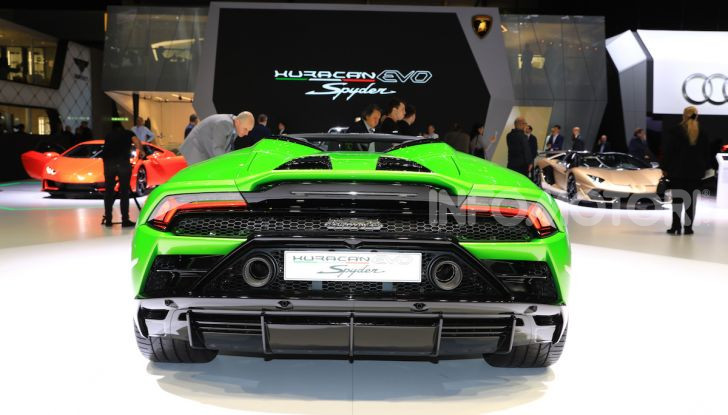 Lamborghini Huracán EVO Spyder - Foto 22 di 32