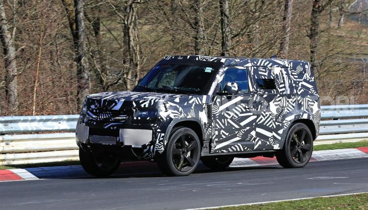 Nuova Land Rover Defender 2020, nuove immagini dei test dinamici - Foto 14 di 18