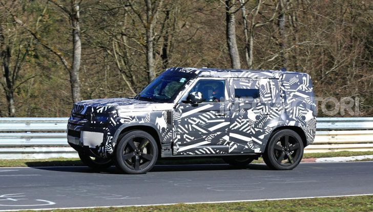 Nuova Land Rover Defender 2020, nuove immagini dei test dinamici - Foto 13 di 18