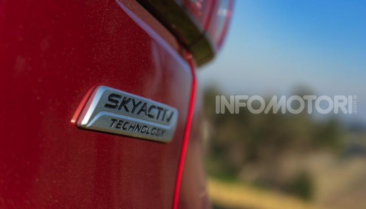 Prova Mazda CX-3 con il benzina da 121CV: tanto divertimento e stile! - Foto 16 di 36