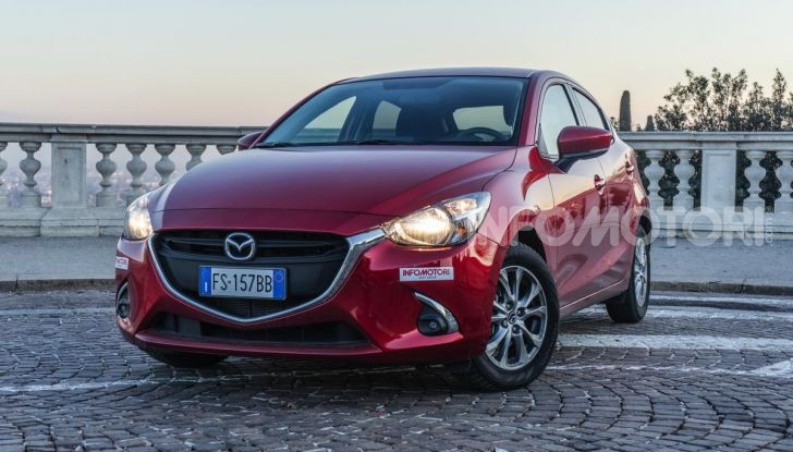 Prova nuova Mazda2: la leggerezza dell’1.5 Skyactiv-G da 90CV a benzina - Foto 3 di 26