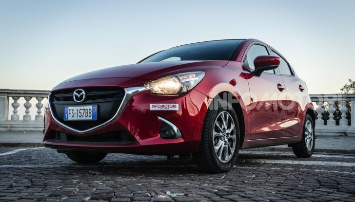 Prova nuova Mazda2: la leggerezza dell’1.5 Skyactiv-G da 90CV a benzina - Foto 22 di 26