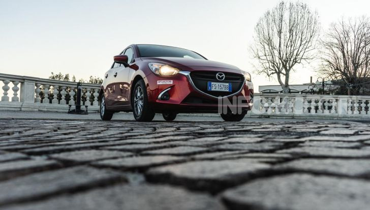 Prova nuova Mazda2: la leggerezza dell’1.5 Skyactiv-G da 90CV a benzina - Foto 26 di 26