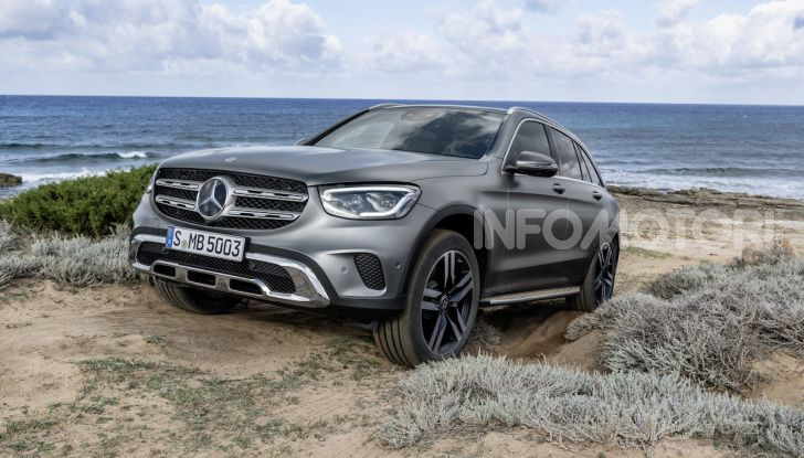 Nuova Mercedes GLC: per la strada e per l’offroad - Foto 18 di 26