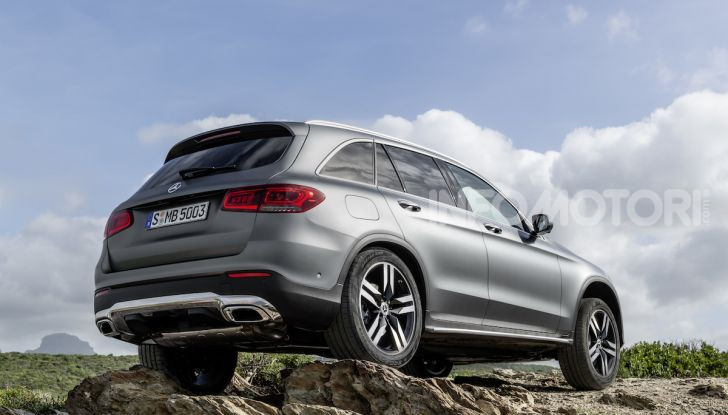 Nuova Mercedes GLC: per la strada e per l’offroad - Foto 9 di 26