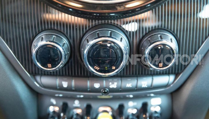 Prova MINI Countryman ibrida plug-in 2019: 224CV per risparmiare - Foto 11 di 57