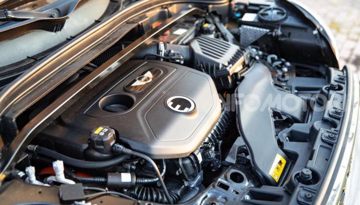 Prova MINI Countryman ibrida plug-in 2019: 224CV per risparmiare - Foto 6 di 57