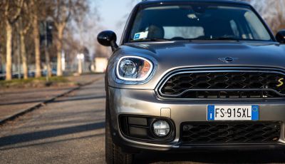 Prova MINI Countryman ibrida plug-in 2019: 224CV per risparmiare
