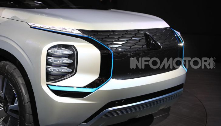 Mitsubishi Engelberg Tourer: SUV elettrico per il Salone di Ginevra 2019 - Foto 13 di 40