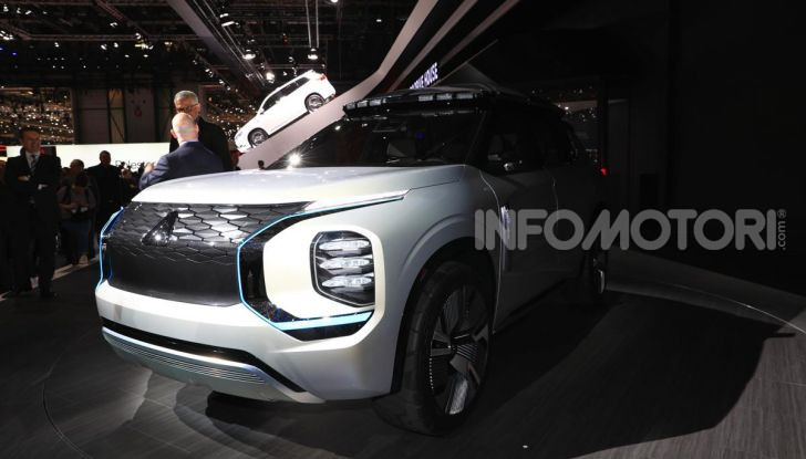 Mitsubishi Engelberg Tourer: SUV elettrico per il Salone di Ginevra 2019 - Foto 15 di 40