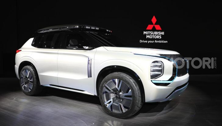Mitsubishi Engelberg Tourer: SUV elettrico per il Salone di Ginevra 2019 - Foto 17 di 40