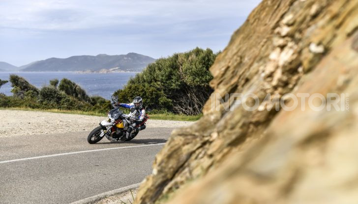 La Moto Guzzi V85TT piace e Mandello assume 18 giovani operai - Foto 11 di 116