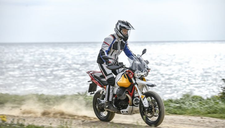 La Moto Guzzi V85TT piace e Mandello assume 18 giovani operai - Foto 46 di 116