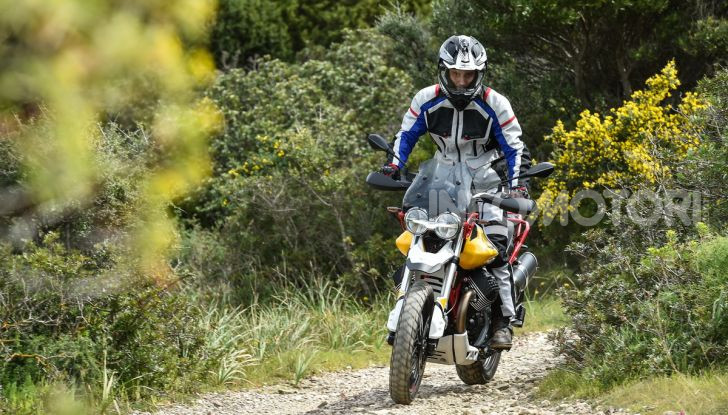 La Moto Guzzi V85TT piace e Mandello assume 18 giovani operai - Foto 70 di 116